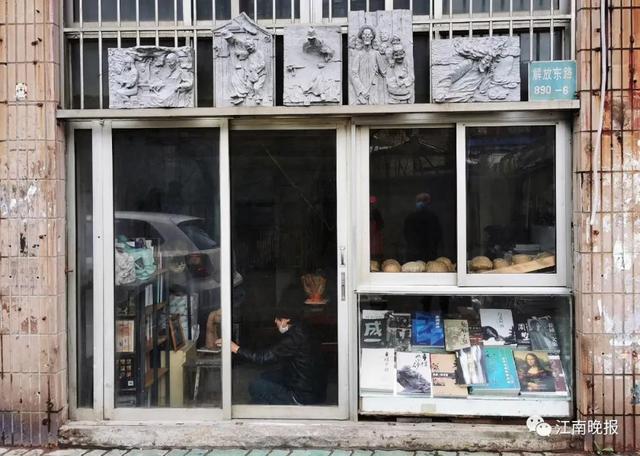 點(diǎn)贊！無錫雕塑家苦心打造阿炳雕塑館