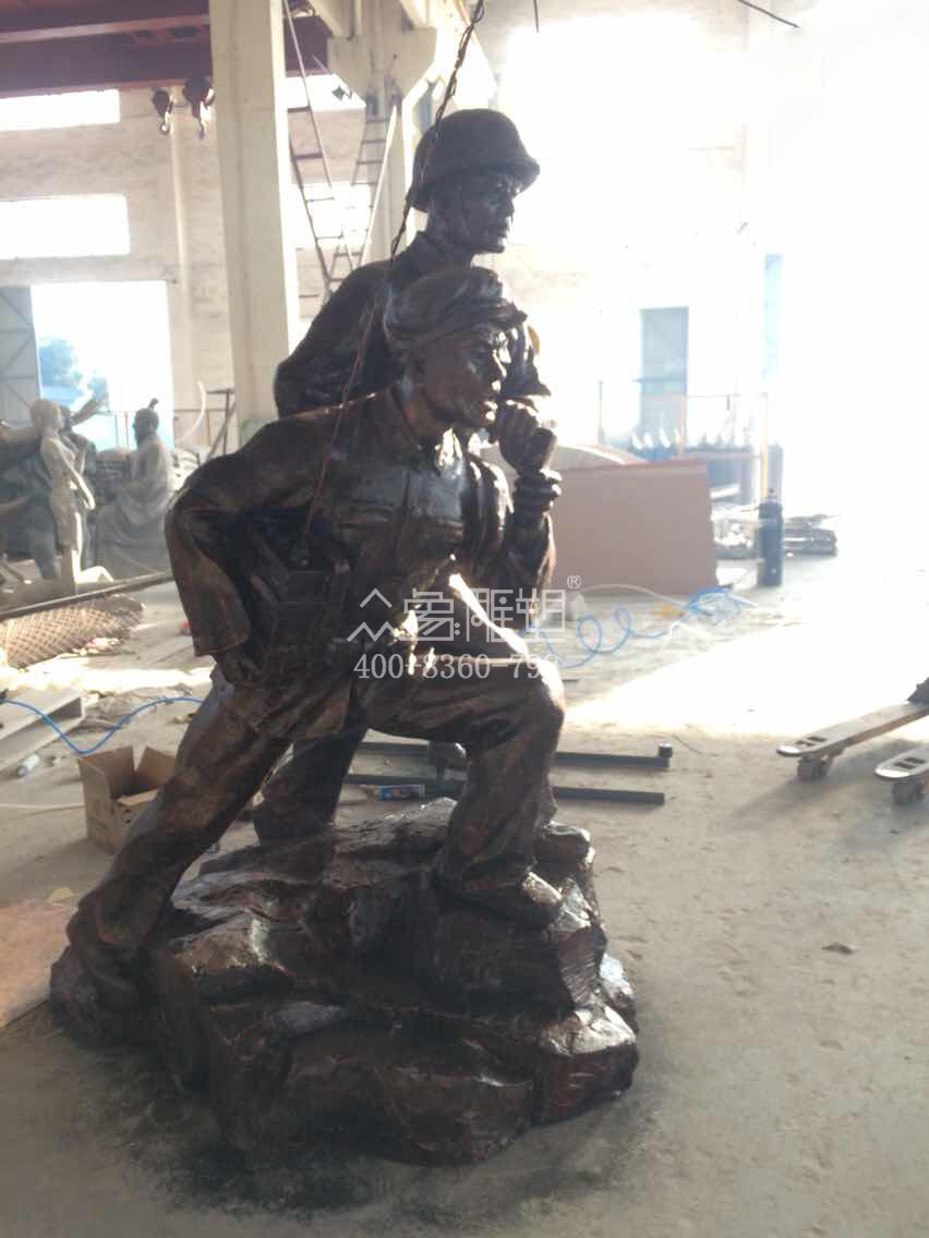 鑄銅戰(zhàn)士11.jpg
