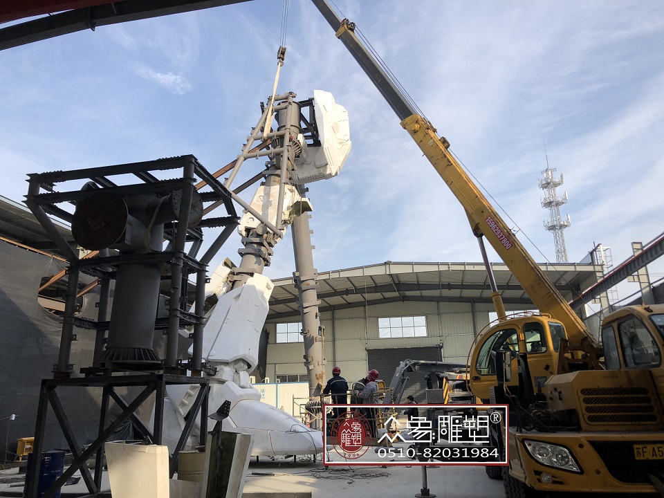 商業(yè)街區(qū)綠色生態(tài)雕塑的設(shè)計(jì)和制作如何？