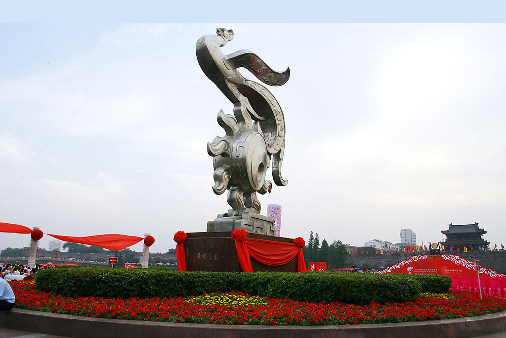 運輸過程中如何確保玻璃鋼雕塑的平整度？