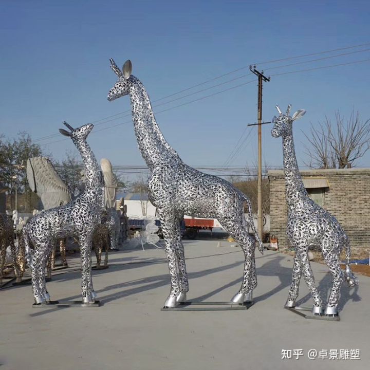 合適的雕塑材料是制作雕塑的關鍵!